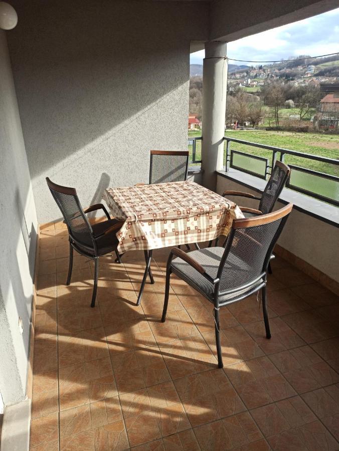 Apartman Ellye Lukavica エクステリア 写真